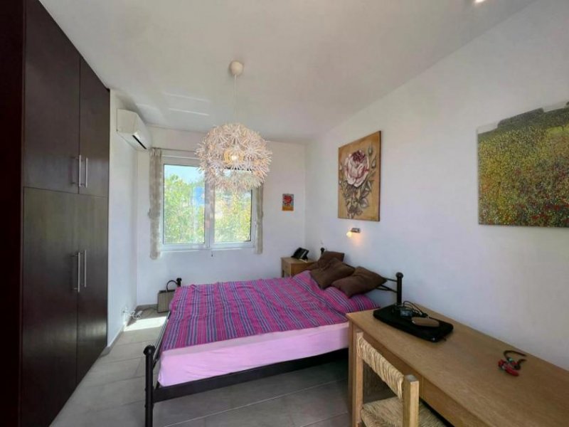 Listaros Rückzugsort mit Weitblick – Stilvolles Haus in Listaro mit Pool und Panorama Haus kaufen